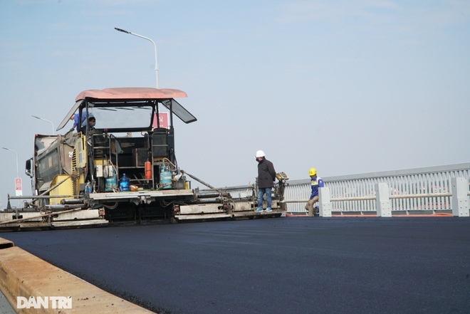 Những hình ảnh mới nhất của đại công trường sửa chữa mặt cầu Thăng Long - 6 Những hình ảnh mới nhất của đại công trường sửa chữa mặt cầu Thăng Long - 6