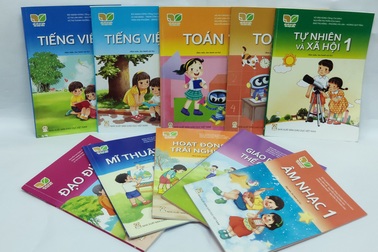 Bộ GD&ĐT đề nghị Bộ Công thương phối hợp xử lý sách giáo dục bị làm giả