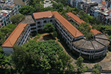 Ngôi trường xây gần 20 tỷ đồng, bỏ hoang 15 năm ở TPHCM