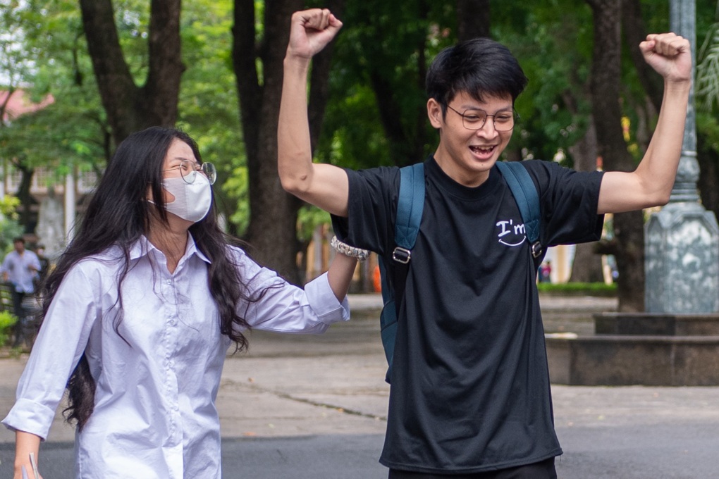 Sĩ tử thi môn cuối, khép lại kỳ thi tốt nghiệp THPT 2024 - 1 Sĩ tử thi môn cuối, khép lại kỳ thi tốt nghiệp THPT 2024 - 1