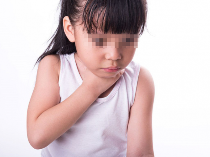 Biểu hiện trẻ bị nghẹt đường thở.