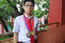 Cậu học sinh vùng cao đam mê với “đấu trường toán học”