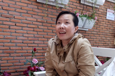 Nữ công nhân nhặt được 5 lượng vàng trong rác rút đơn kiện công ty