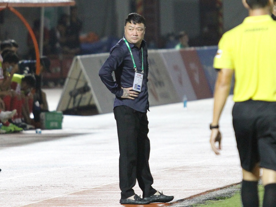 Lên ngôi đầu bảng V-League, HLV CLB Viettel vẫn e ngại CLB Hà Nội - 1 Lên ngôi đầu bảng V-League, HLV CLB Viettel vẫn e ngại CLB Hà Nội - 1