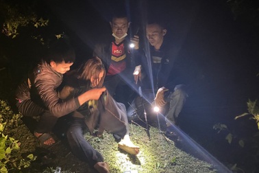 Một phụ nữ bị bắt khi đang "ém" 18.000 viên ma túy tổng hợp