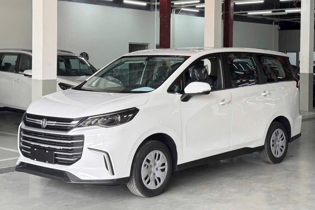 MPV cùng cỡ Limo Green đang có giá khởi điểm ngang SUV hạng A tại đại lý - 1