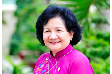 "Nữ hoàng trứng" Ba Huân chuyển quyền điều hành công ty: "Tôi lớn tuổi rồi"