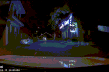 Gác chắn đường sắt bất ngờ nâng lên khi tàu hỏa đang lao tới