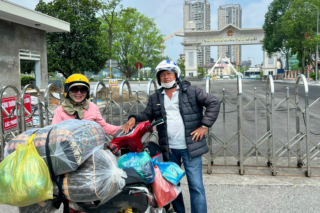 Vợ chồng bán cơm tấm Sài Gòn chi 100 triệu đồng xuyên Việt cùng con cháu - 3 Vợ chồng bán cơm tấm Sài Gòn chi 100 triệu đồng xuyên Việt cùng con cháu - 3