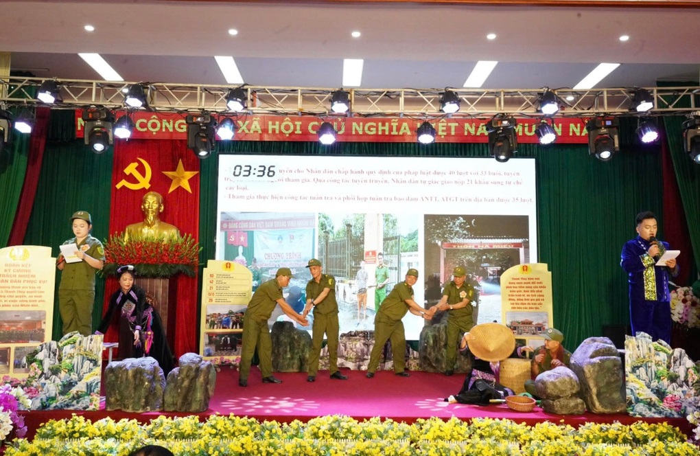 Hội thi bảo vệ ANTT ở cơ sở: Từ sân chơi nghiệp vụ đến sinh hoạt chính trị - 4