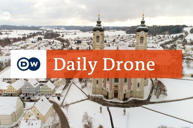 Cảnh tuyết phủ đầy tu viện Ottobeuren