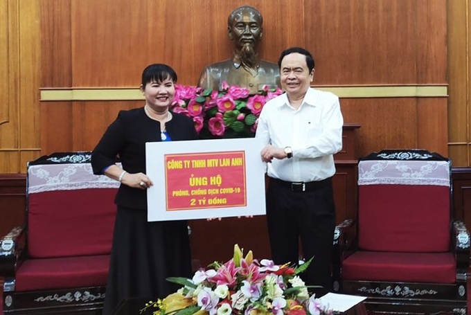 Doanh nhân Nguyễn Nam Phương và Công ty Lan Anh đồng hành cùng nhiều địa phương phòng chống dịch covid-19 - Ảnh 1. Doanh nhân Nguyễn Nam Phương và Công ty Lan Anh đồng hành cùng nhiều địa phương phòng chống dịch covid-19 - Ảnh 1.