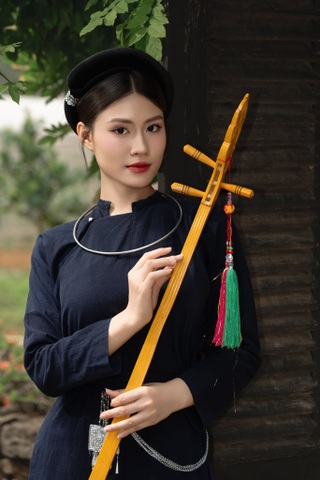 Cô gái xinh đẹp cao 1,73m ở hàng đầu khối diễu hành 54 dân tộc là ai? - 6