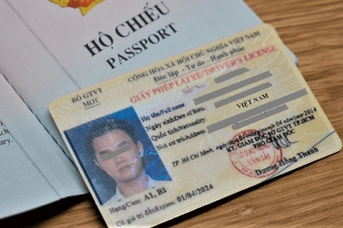 Bàn về ý thức tham gia giao thông từ đề xuất trừ điểm GPLX của Bộ Công an