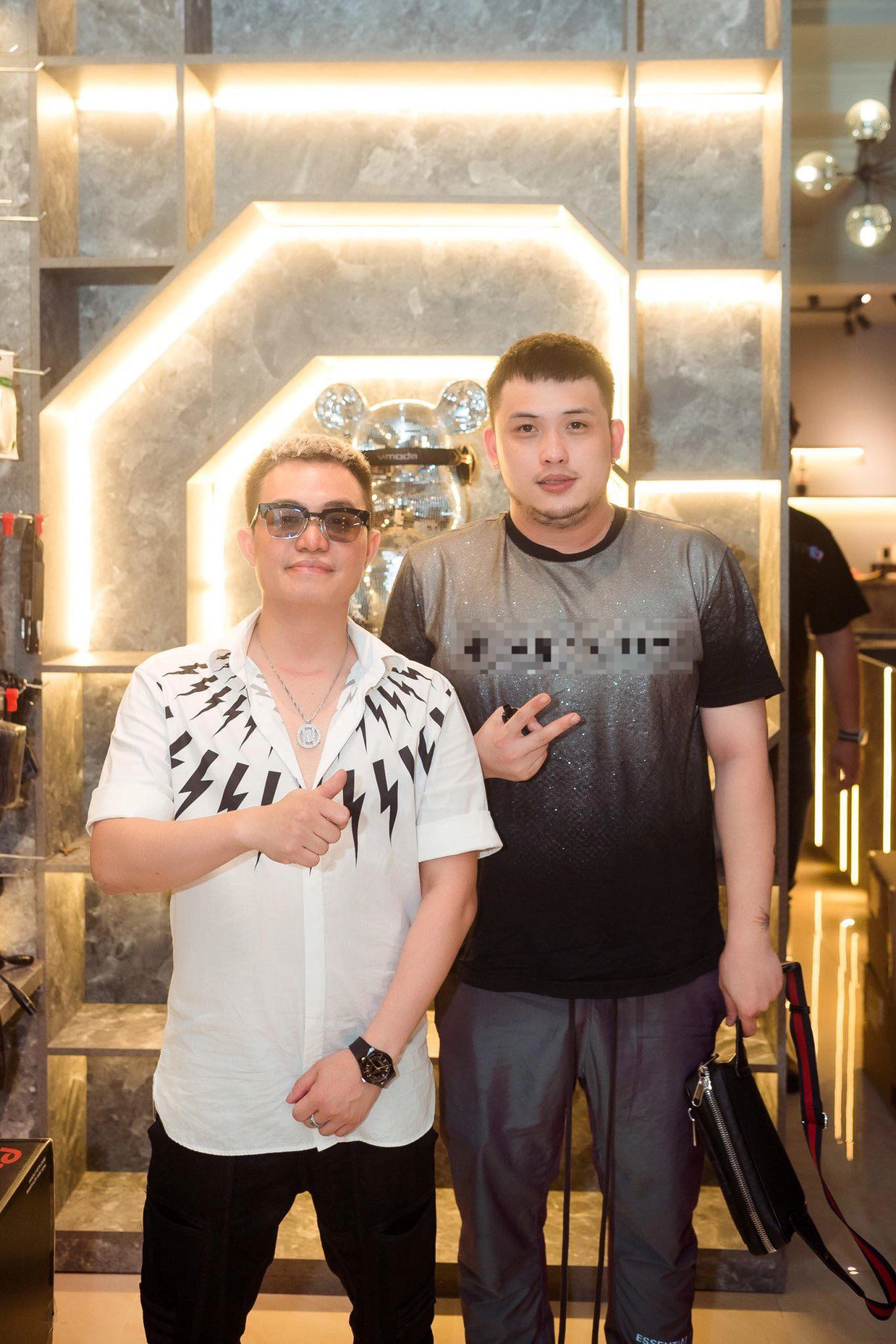 DJ Xlim: Vợ sẵn sàng bán nhà cho tôi chơi nhạc - 5 DJ Xlim: Vợ sẵn sàng bán nhà cho tôi chơi nhạc - 5