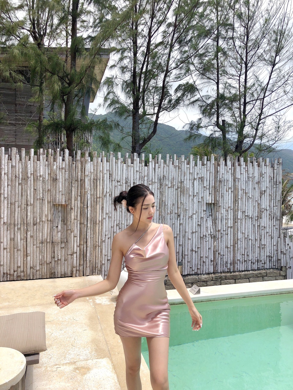 Hot girl tiếp viên hàng không lột xác gợi cảm khi tách khỏi đồng phục bay - 11 Hot girl tiếp viên hàng không lột xác gợi cảm khi tách khỏi đồng phục bay - 11