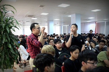 Những băn khoăn của bố mẹ khi chọn trường cấp 3 cho con