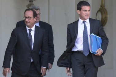 Chính phủ mới tại Pháp “thoát hiểm” gang tấc