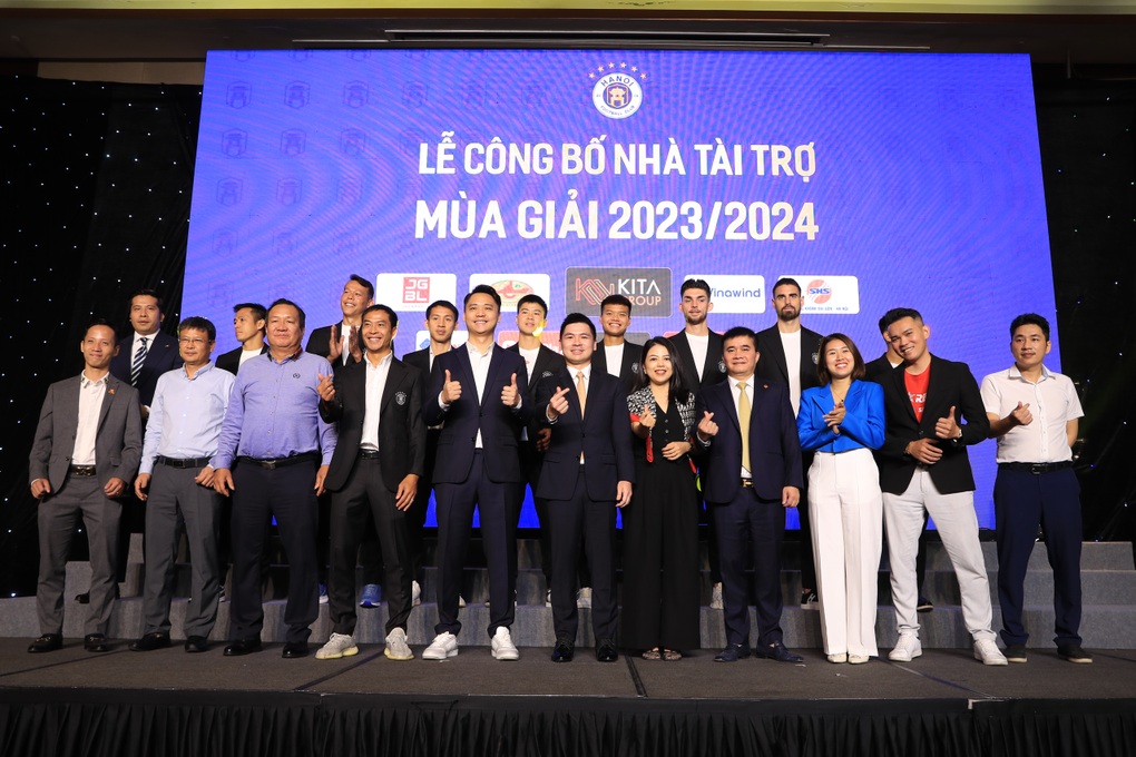 Hà Nội FC đặt mục tiêu giành cú đúp vô địch mùa giải năm nay - 2 Hà Nội FC đặt mục tiêu giành cú đúp vô địch mùa giải năm nay - 2