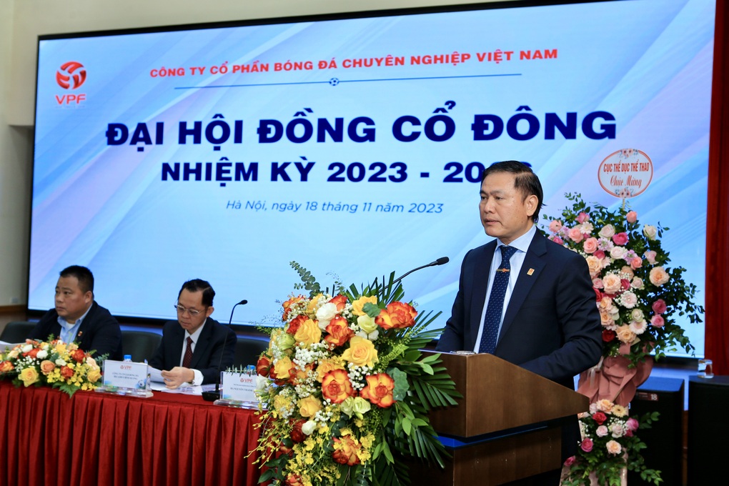Ông Trần Anh Tú lần thứ ba đắc cử Chủ tịch VPF - 1 Ông Trần Anh Tú lần thứ ba đắc cử Chủ tịch VPF - 1