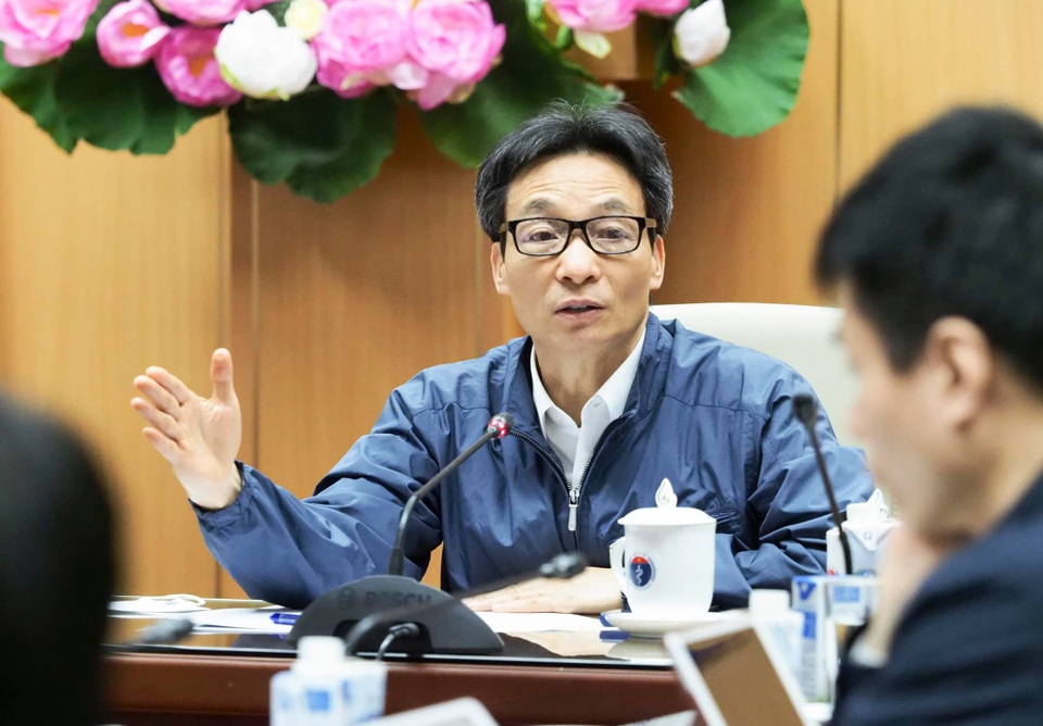 Việt Nam phát hiện 2 ca Covid-19 ngoài cộng đồng, Bộ Y tế họp khẩn - 3 Việt Nam phát hiện 2 ca Covid-19 ngoài cộng đồng, Bộ Y tế họp khẩn - 3