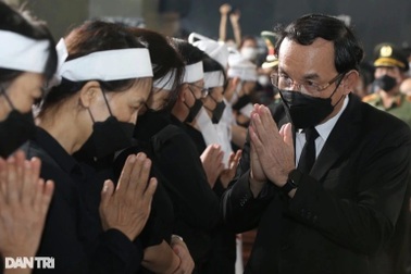 Lời vĩnh biệt ông Lê Hòa Bình: Người lãnh đạo tận tụy, gần dân!