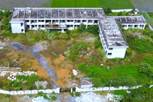 Dự án trường mầm non gần 30 tỷ đồng ở Thanh Hóa dang dở, cỏ dại mọc um tùm