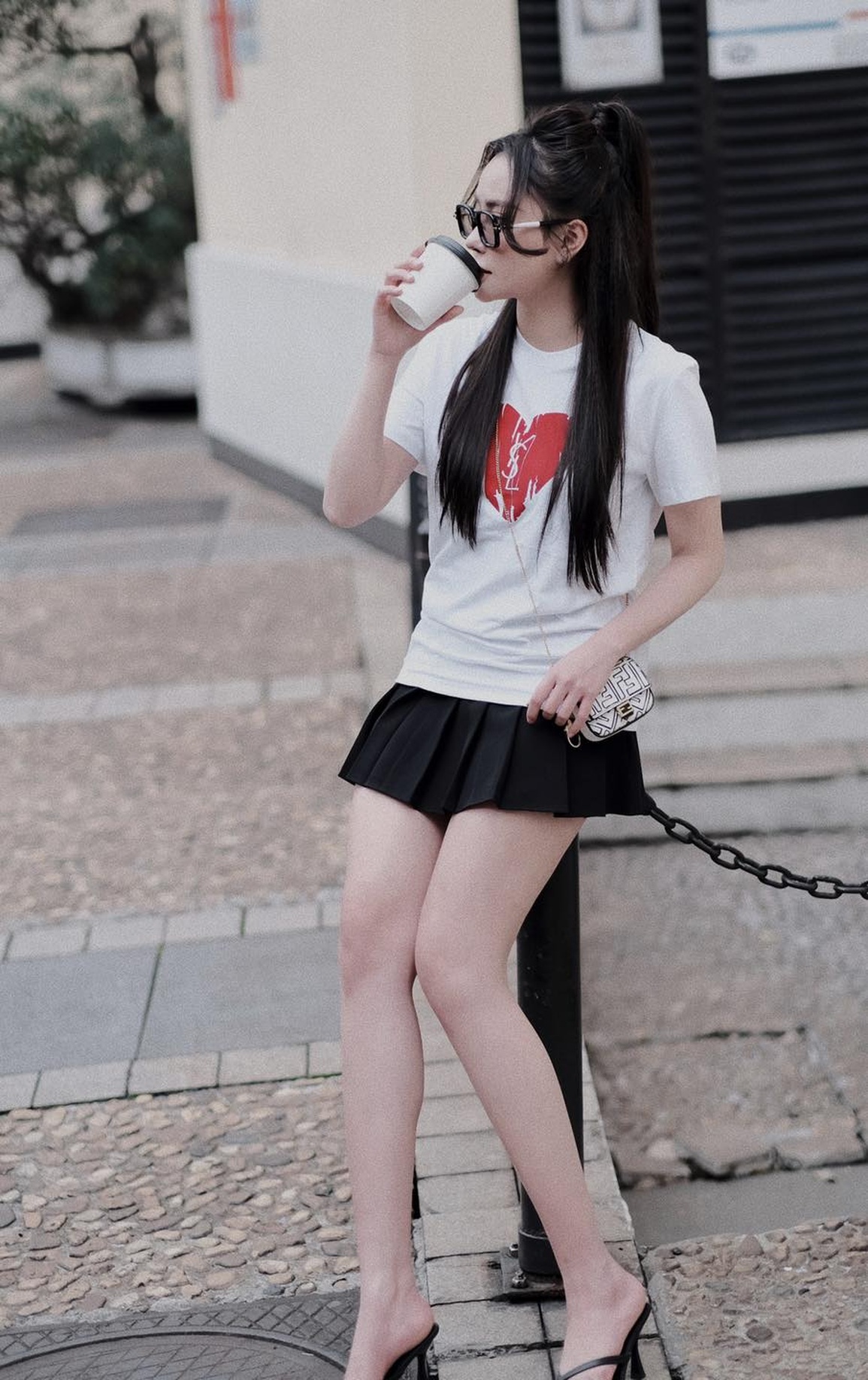 Changbasic - Chia sẻ tuyệt chiêu phối đồ với chân váy xếp ly đẹp tinh tế - 1