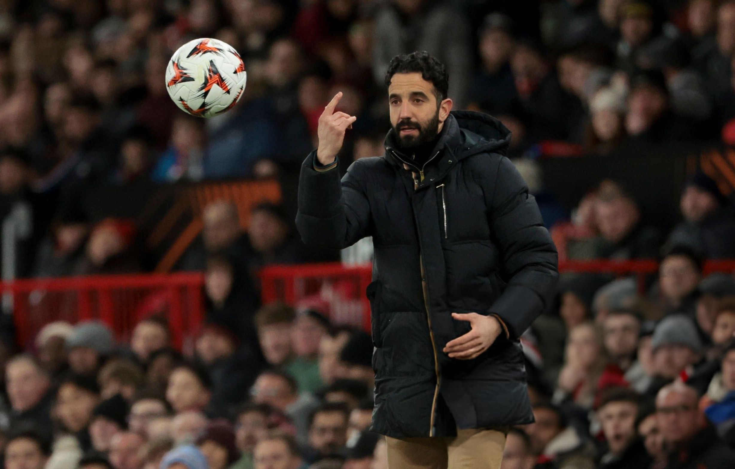 Man Utd dưới thời HLV Amorim: Sự phập phù và "con đường sống" duy nhất