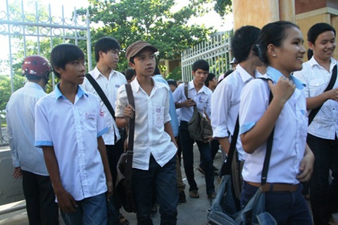 Đề Toán không dễ làm