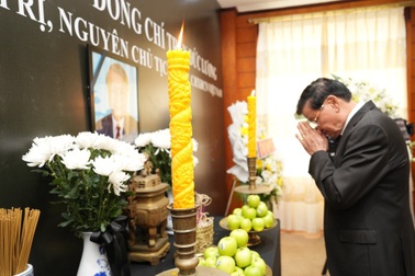 Tổng Bí thư, Chủ tịch nước Lào viếng nguyên Chủ tịch nước Trần Đức Lương