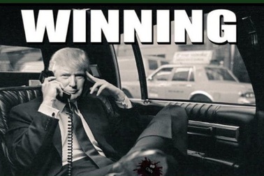 Ông Trump đăng ảnh "giẫm nát" CNN dưới đế giày