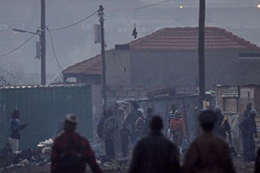 Báo động nạn hãm hiếp phụ nữ ở Nam Phi