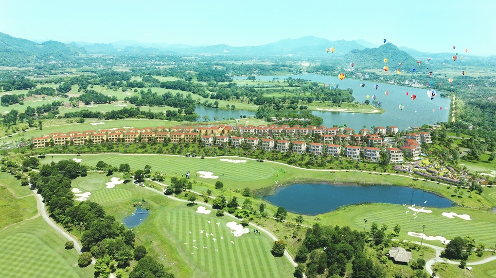 Bất động sản sân golf hứa hẹn lên ngôi trong 2022 - 1 Bất động sản sân golf hứa hẹn lên ngôi trong 2022 - 1