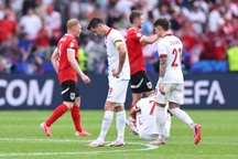 Lewandowski tái xuất, Ba Lan thua đậm và bị loại khỏi Euro 2024