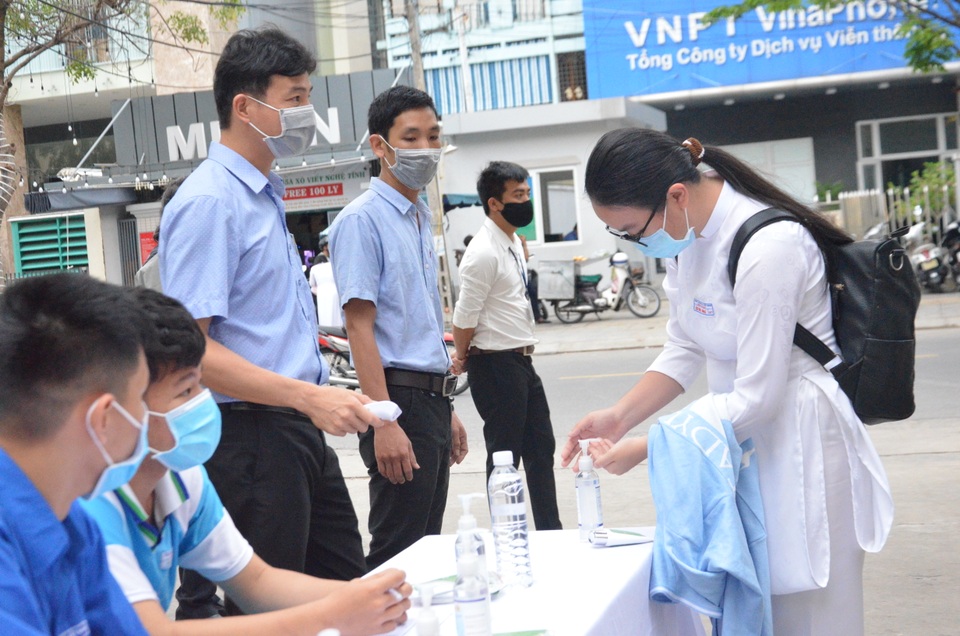 Đà Nẵng cho học sinh lớp 12 nghỉ học từ 9/3 - 15/3 - 1 Đà Nẵng cho học sinh lớp 12 nghỉ học từ 9/3 - 15/3 - 1