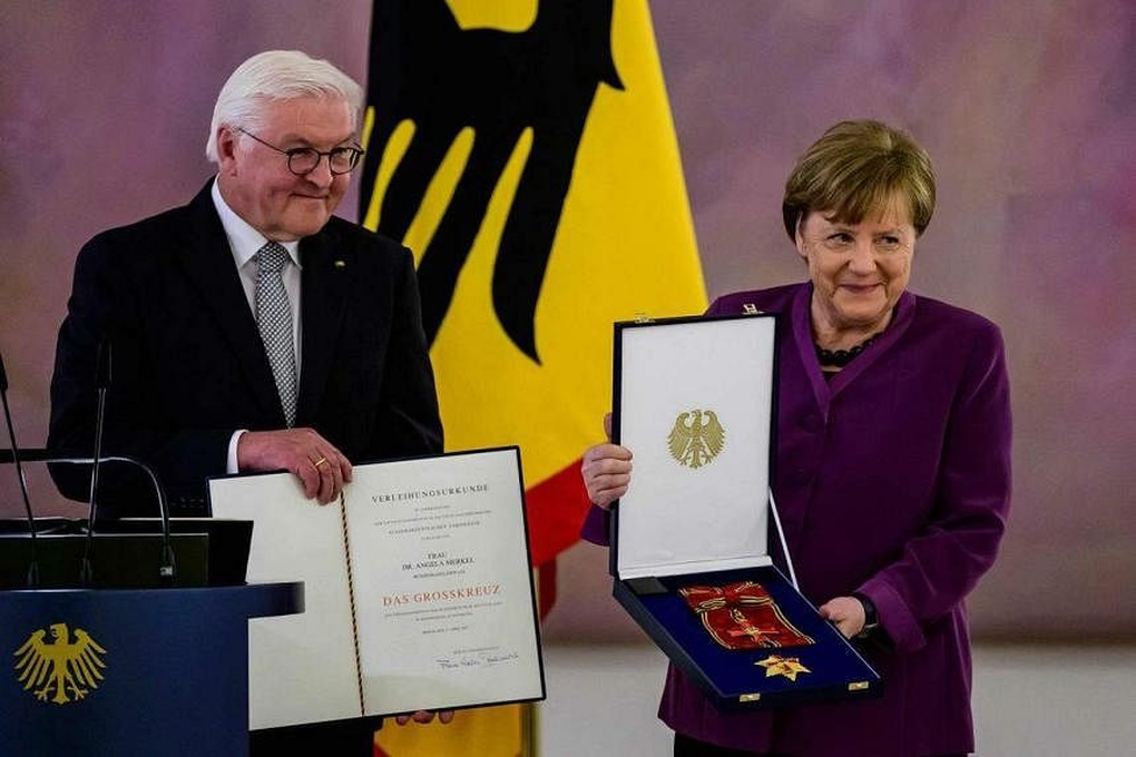 Cựu Thủ tướng Đức Merkel nhận huân chương cao quý nhất - 1 Cựu Thủ tướng Đức Merkel nhận huân chương cao quý nhất - 1
