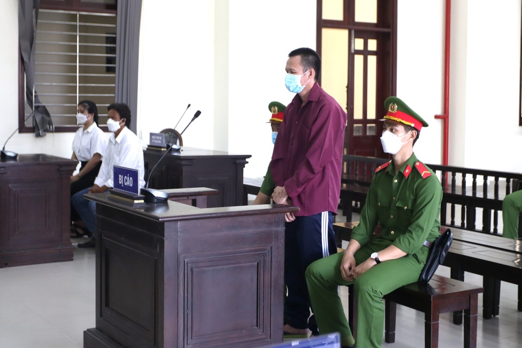 Giết chủ quán và cướp tài sản, người đàn ông lĩnh án tử hình - 1 Giết chủ quán và cướp tài sản, người đàn ông lĩnh án tử hình - 1