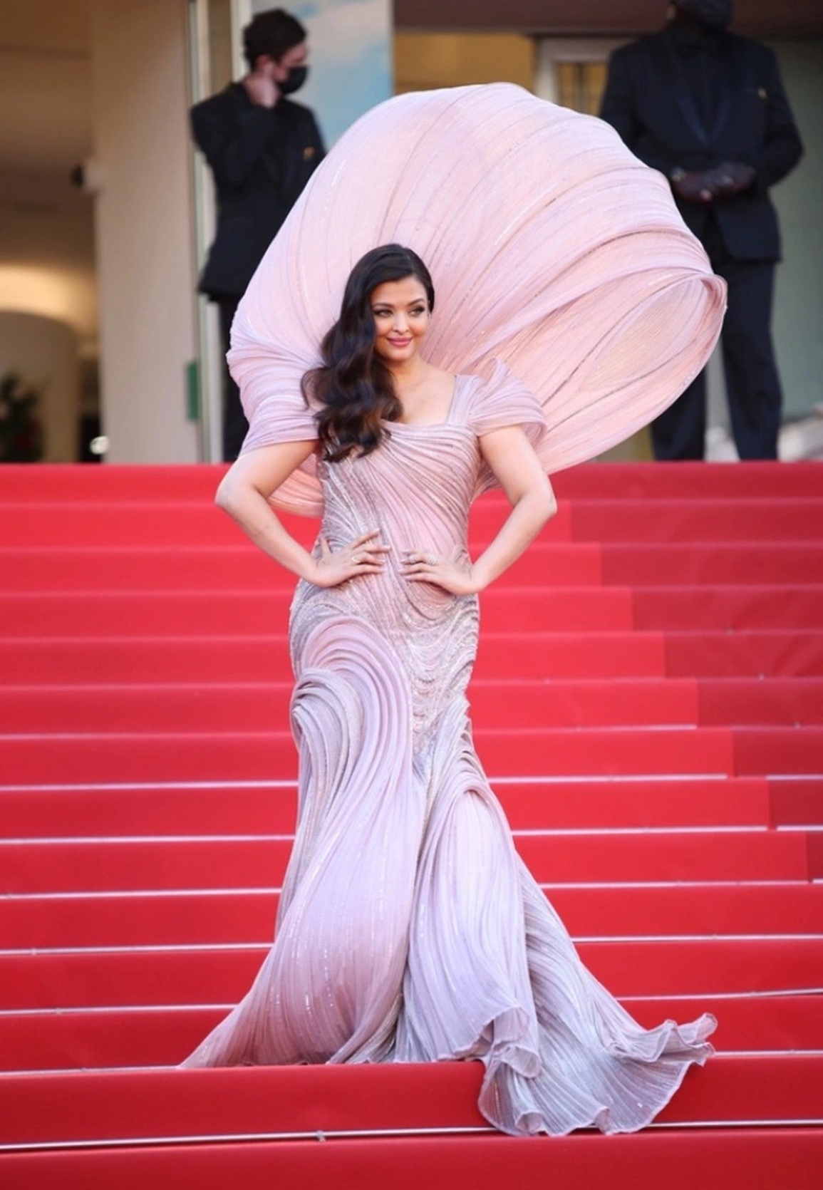 Trước Lý Nhã Kỳ, loạt nữ thần châu Á từng oanh tạc thảm đỏ Cannes - 28 Trước Lý Nhã Kỳ, loạt nữ thần châu Á từng oanh tạc thảm đỏ Cannes - 28