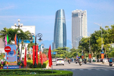 Thành phố Đà Nẵng không nhận hoa chúc mừng Đại hội Đảng bộ