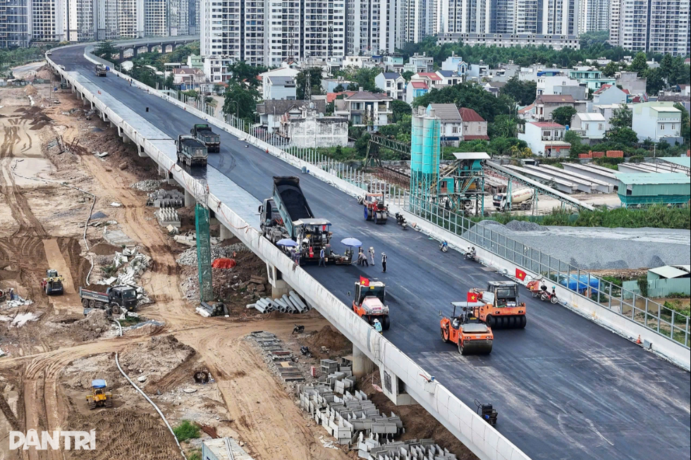 Săn bất động sản vùng trũng giá TPHCM: Thời điểm vàng đón sóng hạ tầng? - 2