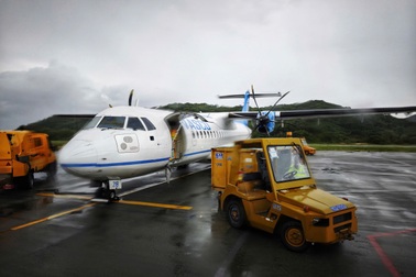 10 sân bay trong vùng ảnh hưởng bão Kalmaegi