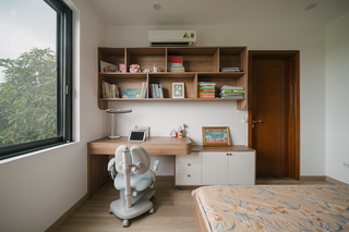 Nhà 92m2 ở Hà Nội "lột xác" sau cải tạo, không gian bừng sáng, rộng hơn - 10