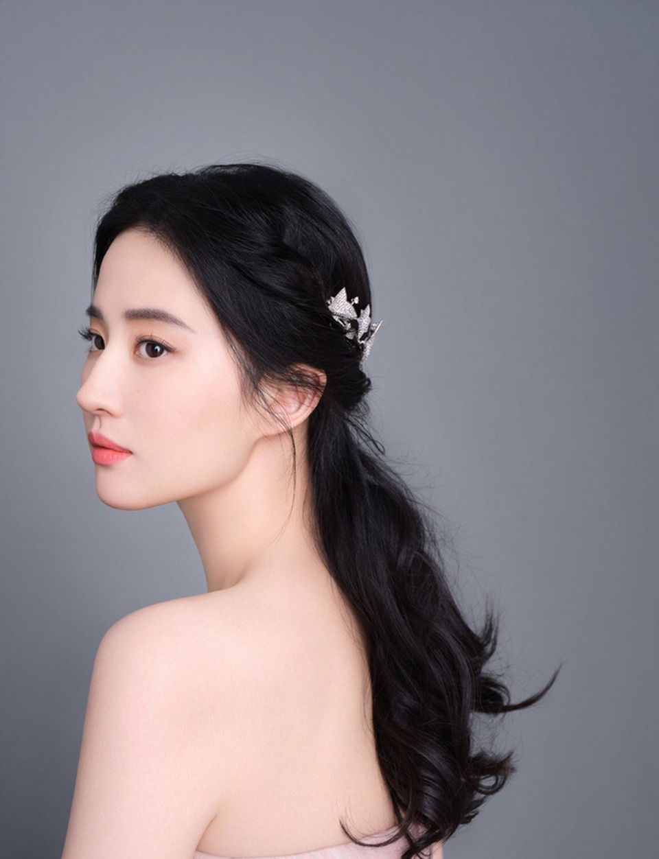 Thần tiên tỷ tỷ Lưu Diệc Phi tái xuất với nhan sắc đỉnh cao - 3