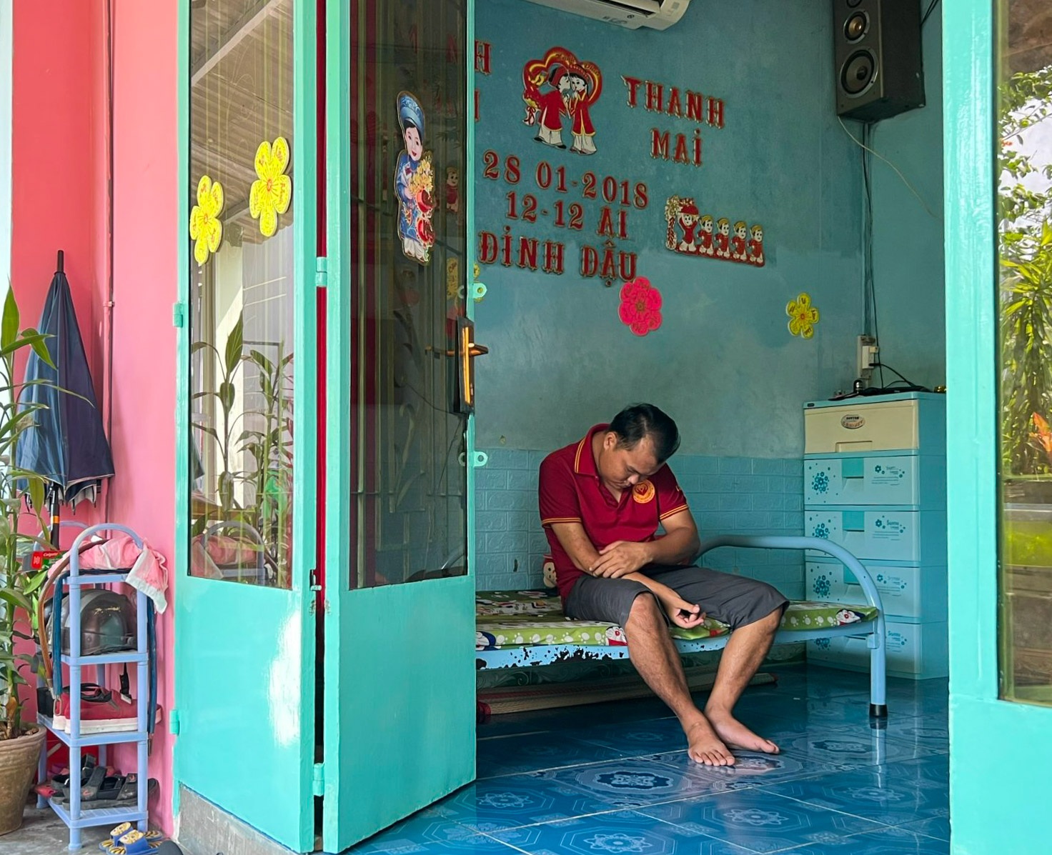 Hiệp sĩ đường phố liệt tay sau tai nạn, máu nghĩa hiệp không ngừng sôi! - 1 Hiệp sĩ đường phố liệt tay sau tai nạn, máu nghĩa hiệp không ngừng sôi! - 1