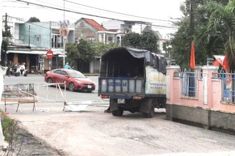 Đau đầu tìm cách ngăn ô tô né trạm thu phí, "làm loạn" khu dân cư