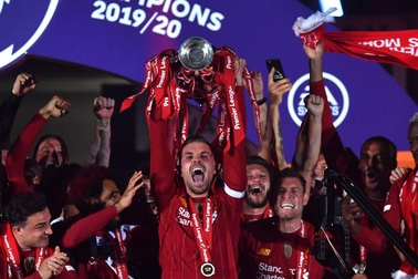 Những khoảnh khắc ấn tượng nhất Premier League 2019/20