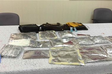 Nhiều vụ cất giấu ma túy tinh vi trong vật liệu chống soi chiếu