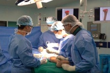 Lần đầu tiên thay thế thành công xương khớp nhân tạo in 3D cho bệnh nhân khuyết tật suốt 18 năm