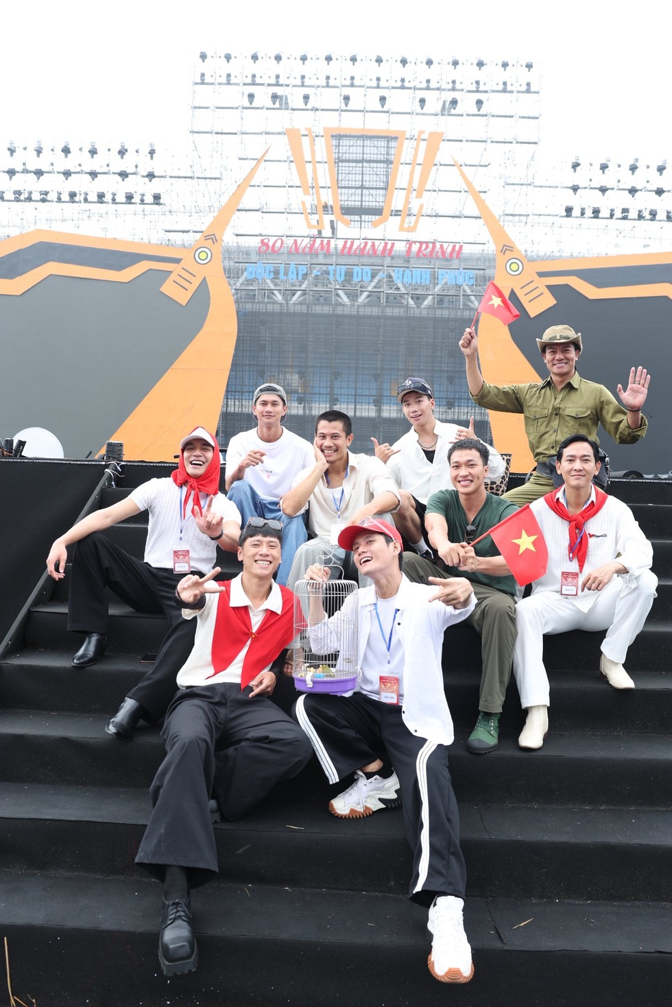 Út Tú của phim Mưa đỏ: Ba mẹ bật khóc khi nghe tôi gọi má ơi trong phim - 9 Út Tú của phim Mưa đỏ: Ba mẹ bật khóc khi nghe tôi gọi má ơi trong phim - 9